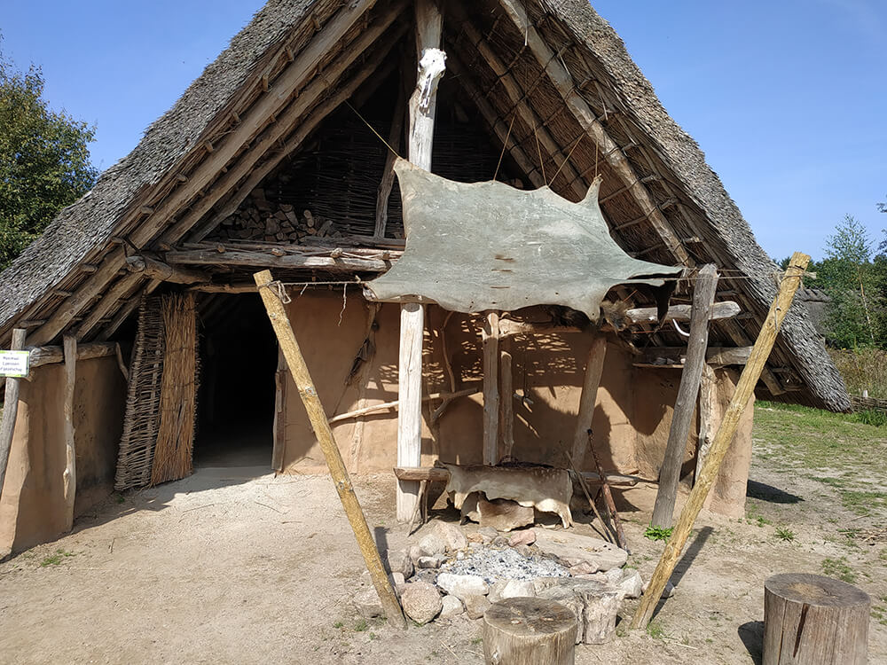 Trechterbekervolk house